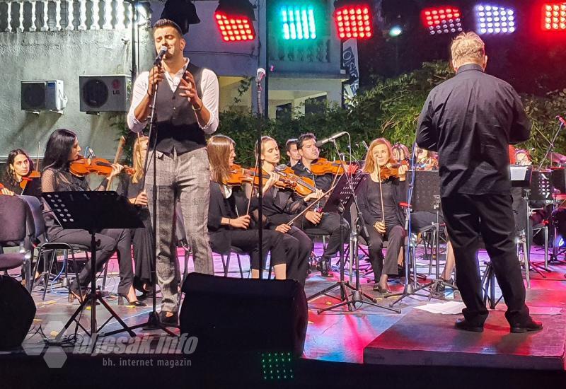Simfonijski orkestar Mostar održao koncert u Parku Zrinjevac - Simfonijski orkestar Mostar održao koncert u Parku Zrinjevac